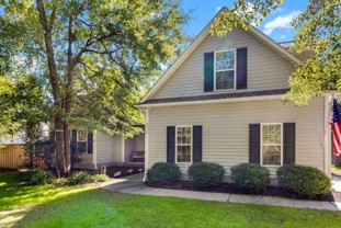532 Pinehurst Cir - Photo 1 of 1