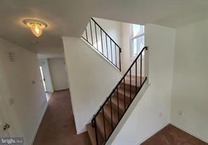 6 Clarion Ct - Photo 2 of 6