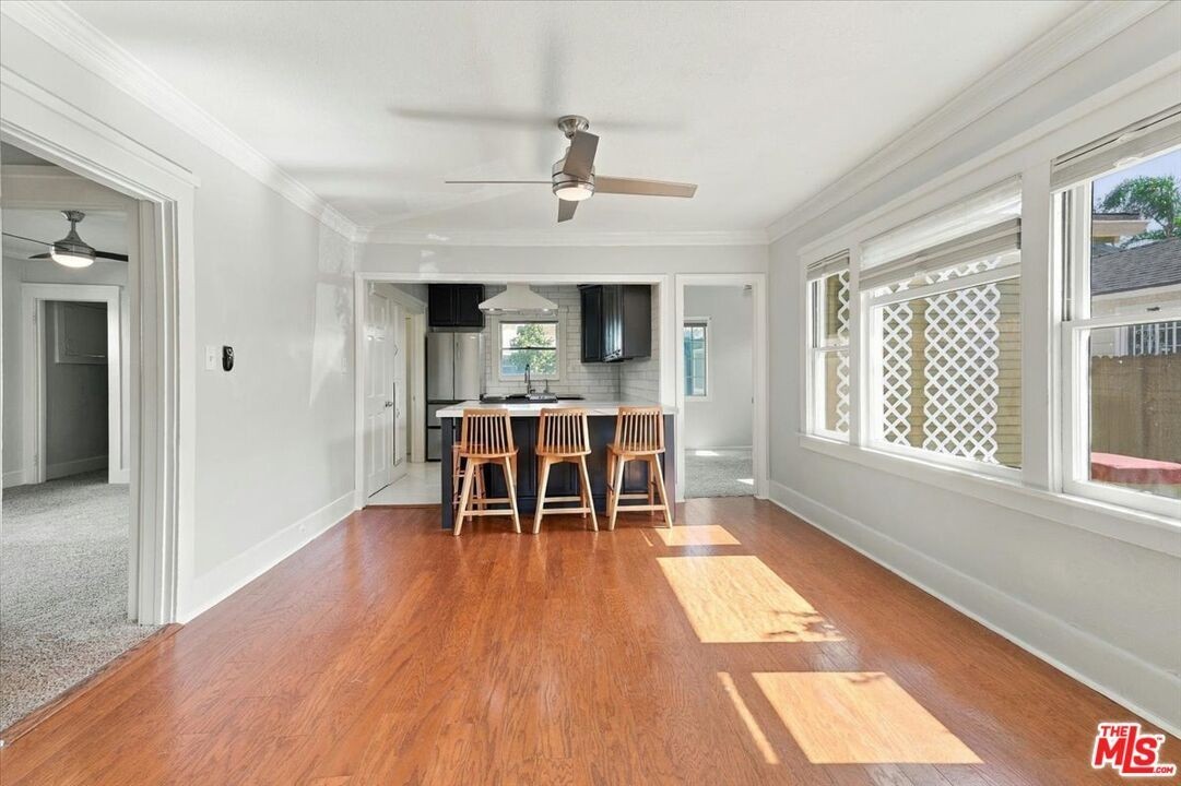 1066 Orange Ave - Photo 3 of 21
