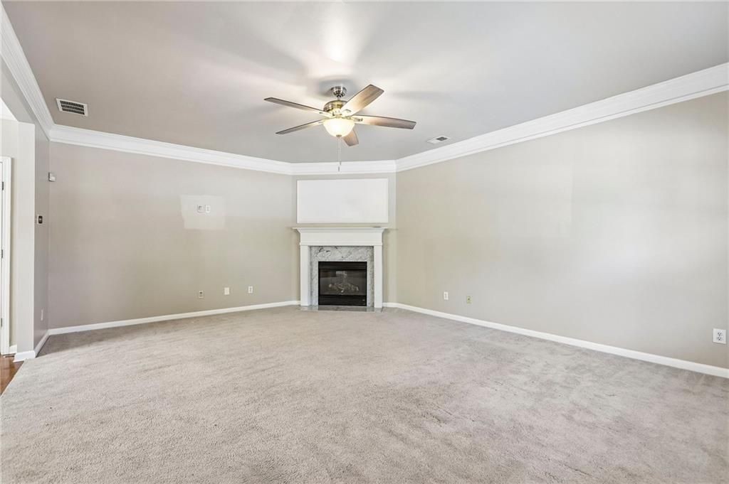 606 Lofty Ln Sw - Photo 5 of 34