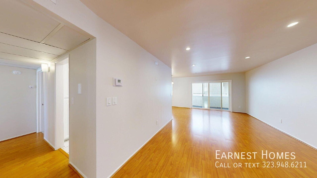 5412 Lindley Ave #108 - Photo 4 of 29