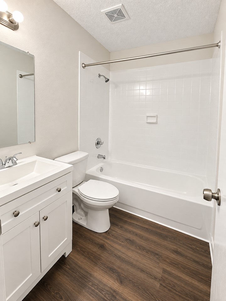 8554 Channelview Cir - Photo 7 of 8