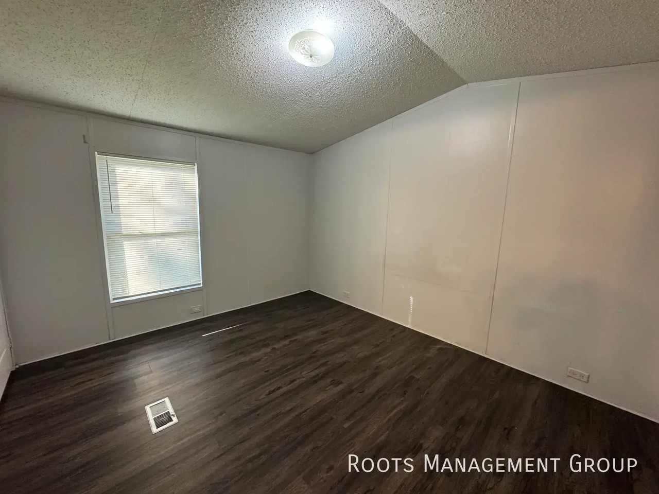 1325 N Franklin St #62 - Photo 6 of 27