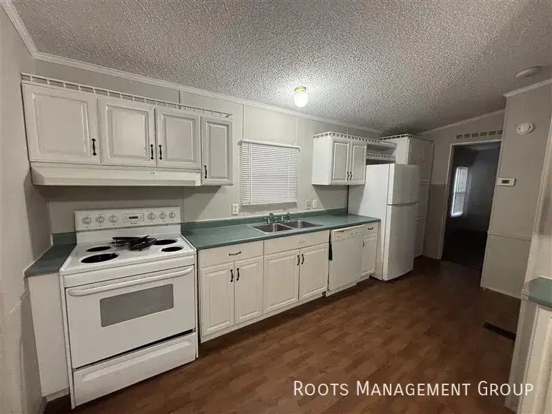 106 Darcie Dr #106D - Photo 4 of 14