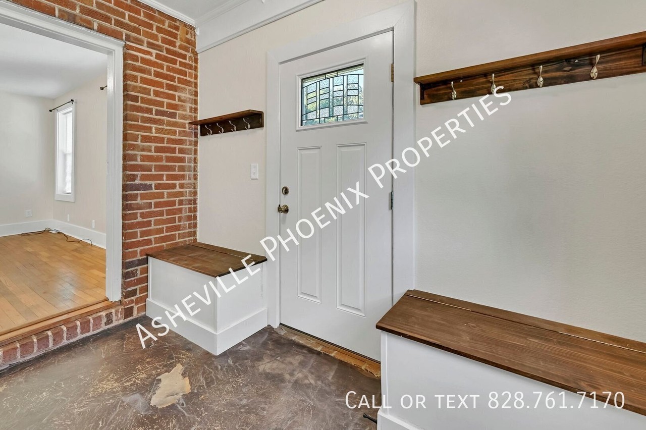 10 Enka Oak St - Photo 7 of 33