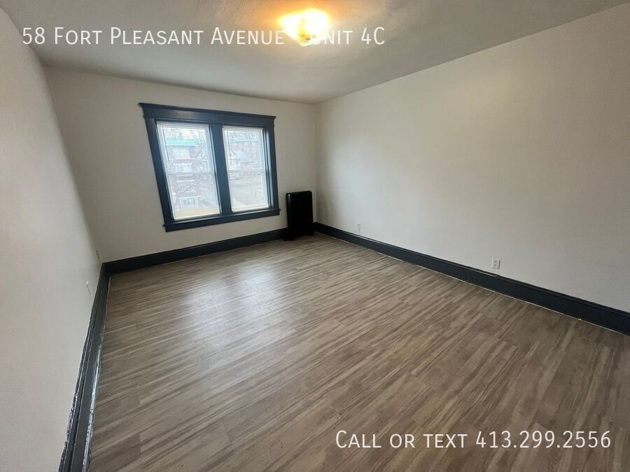 58 Fort Pleasant Ave #4C