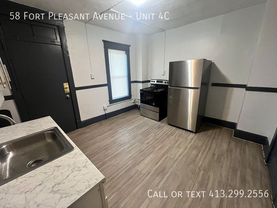 58 Fort Pleasant Ave #4C - Photo 5 of 12