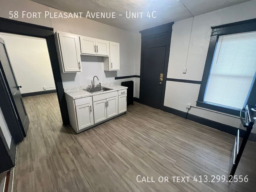 58 Fort Pleasant Ave #4C - Photo 6 of 12