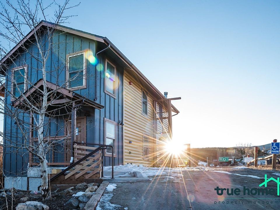 110 Snyder St #C - Photo 2 of 8