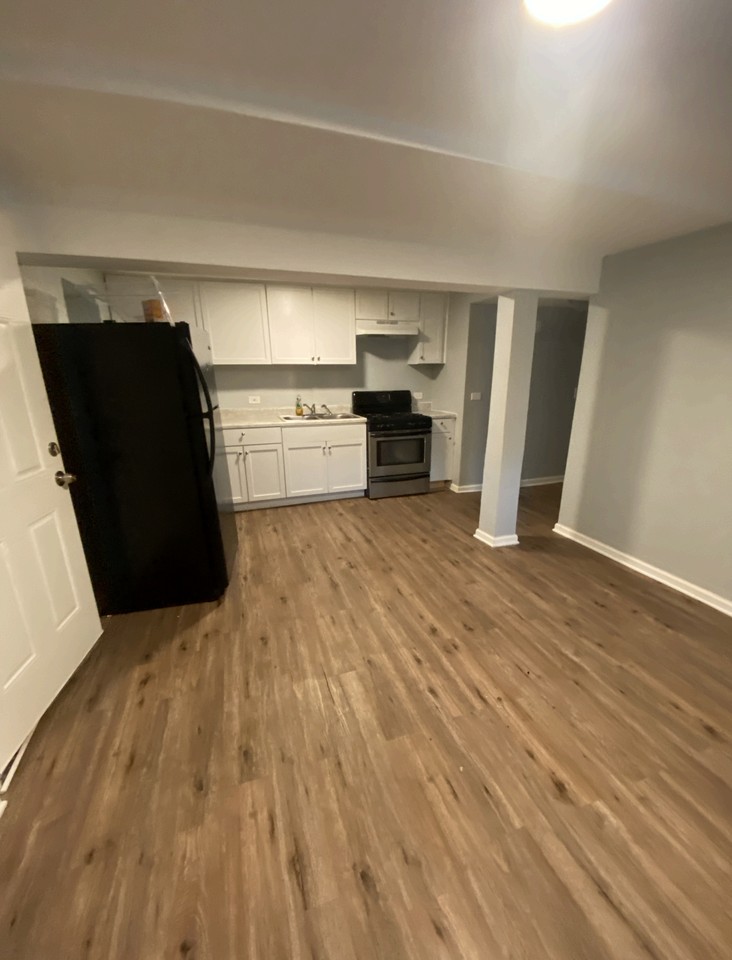 1538 S Millard Ave #G - Photo 4 of 6