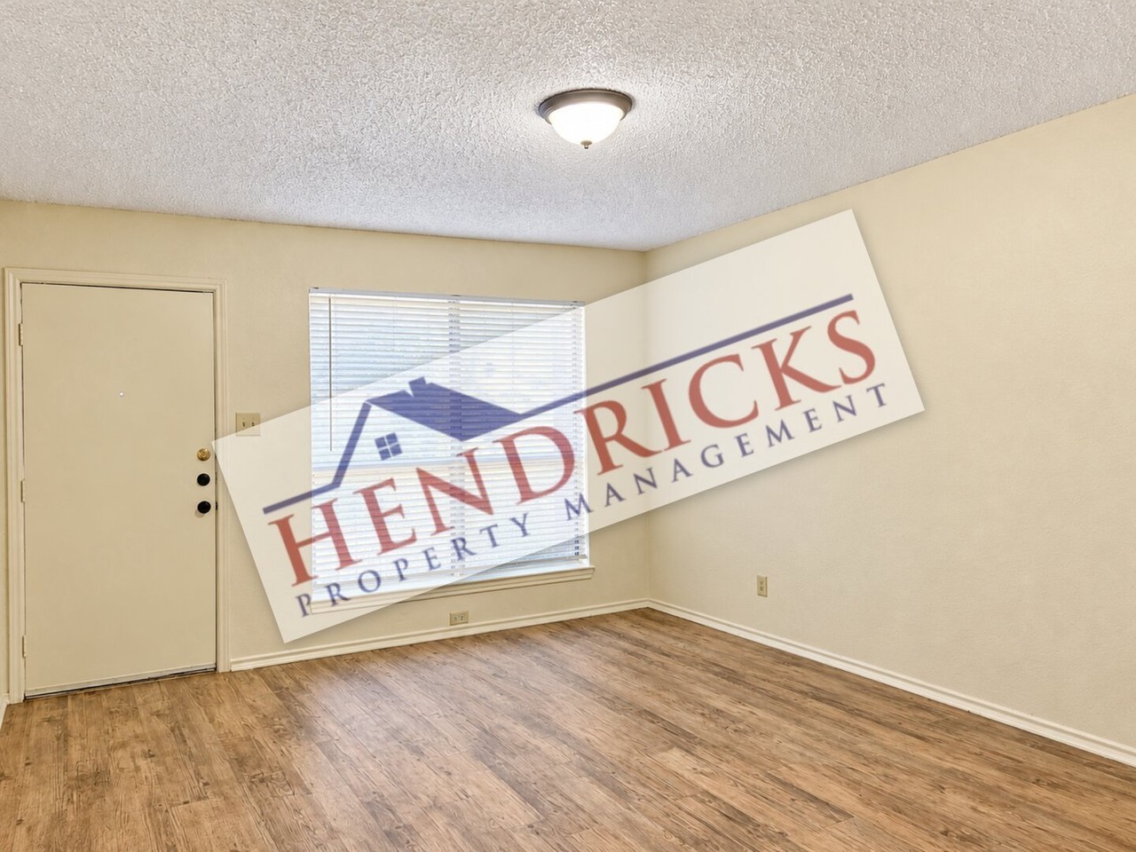 8871 Meadow Trace St - Photo 5 of 13