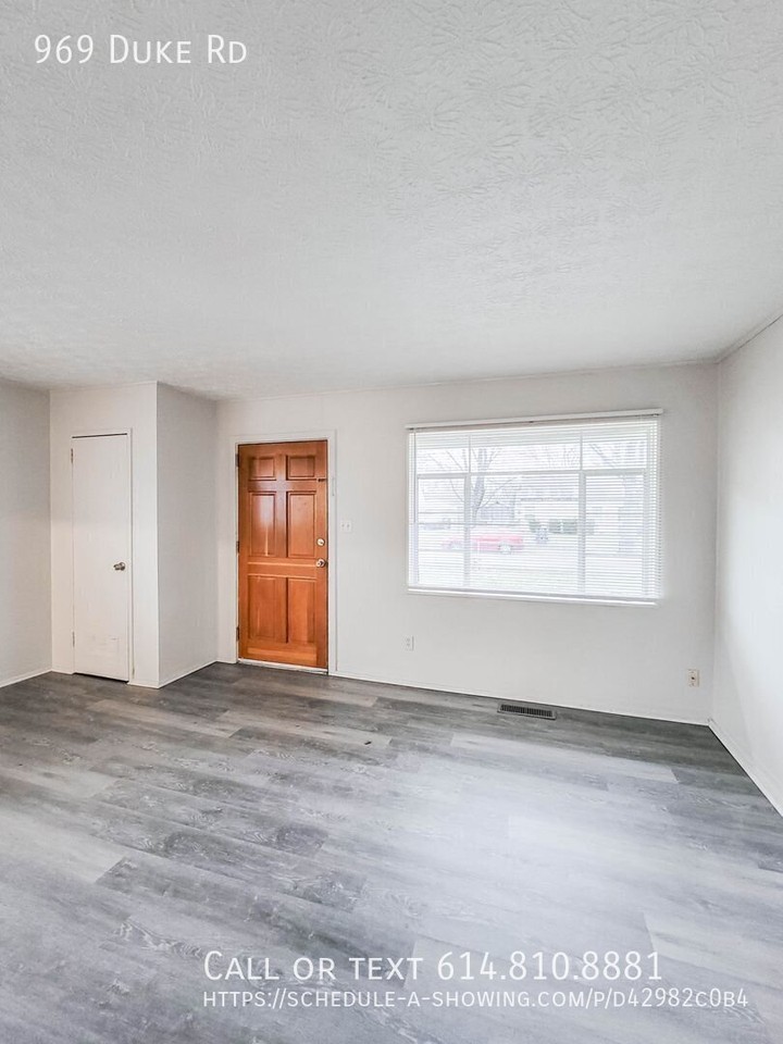 969 Duke Rd - Photo 6 of 37