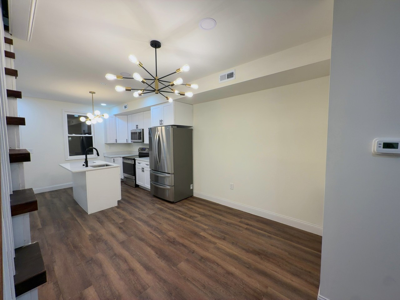2316 Lauretta Ave - Photo 7 of 45