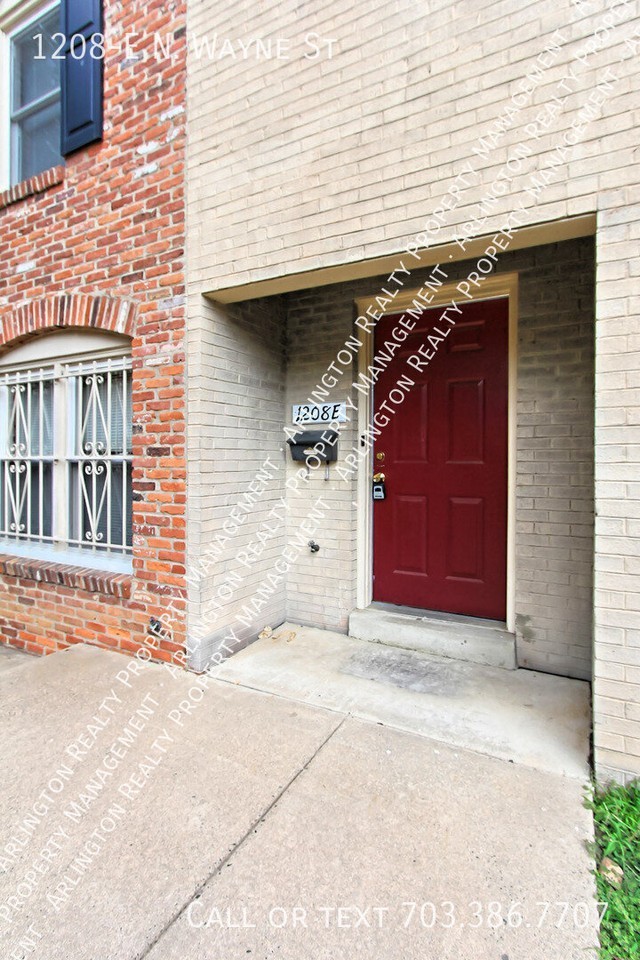1208 N Wayne St Unit E - Photo 4 of 29