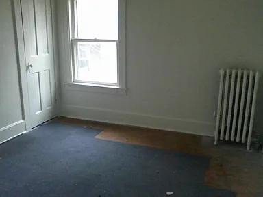 525 E Wyandotte St - Photo 6 of 7