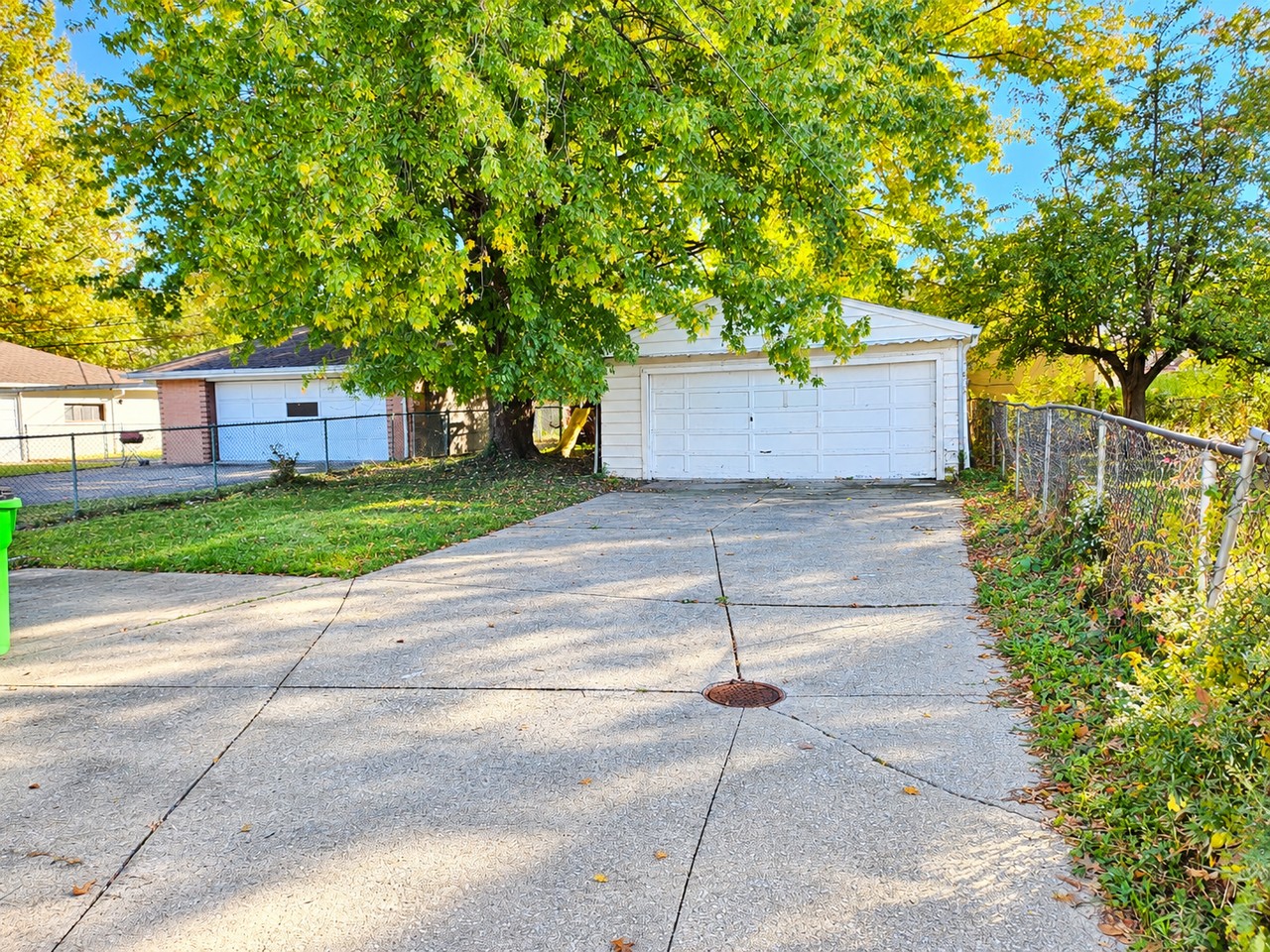 20150 Goller Ave - Photo 2 of 10