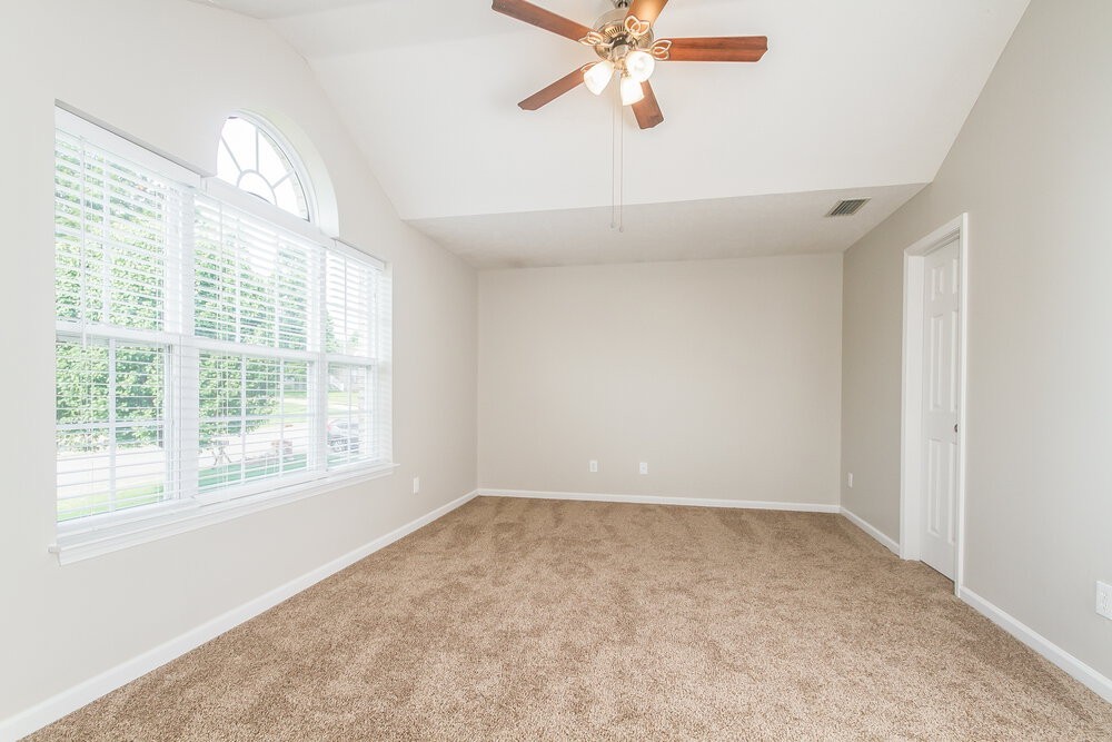 206 Lake Forest Dr - Photo 7 of 15