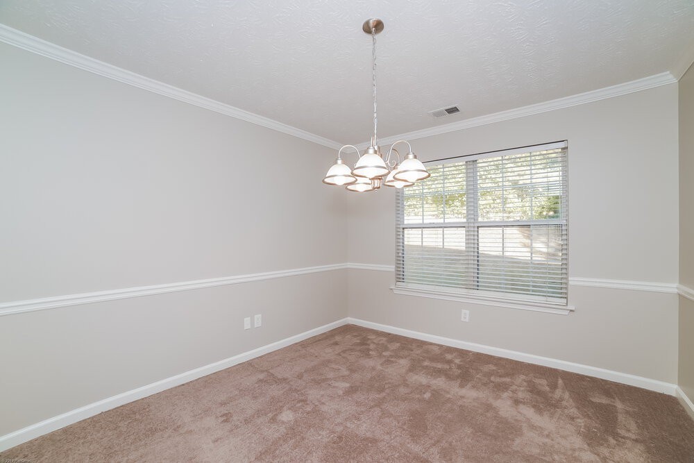 7109 Ambercrest Ct - Photo 7 of 17