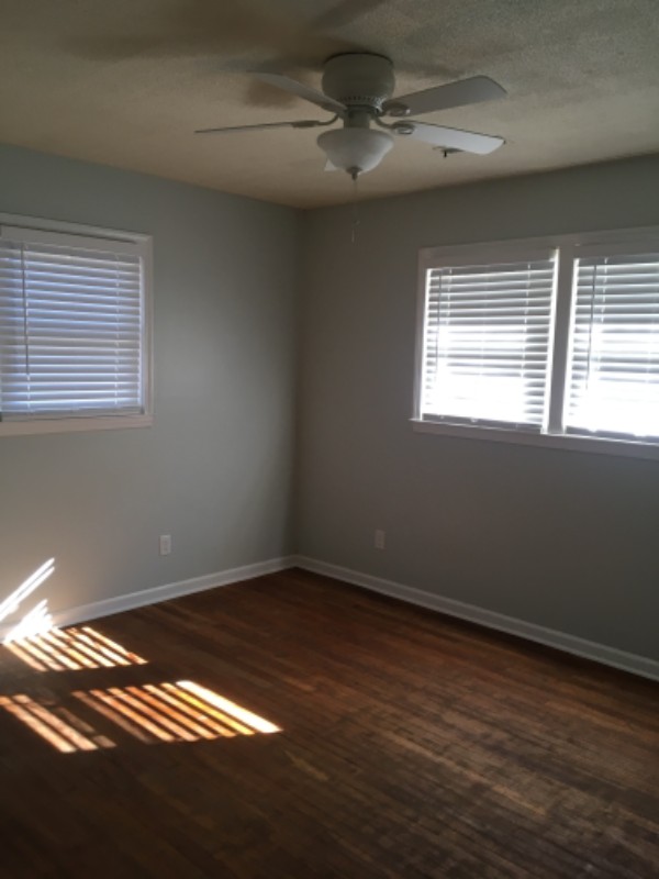 234 Owens Dr - Photo 2 of 8