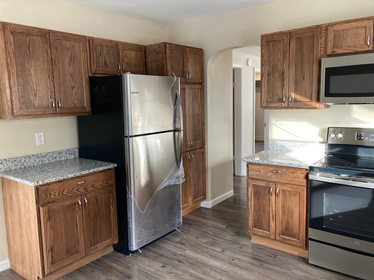 2511 6th Ave - Photo 2 of 22