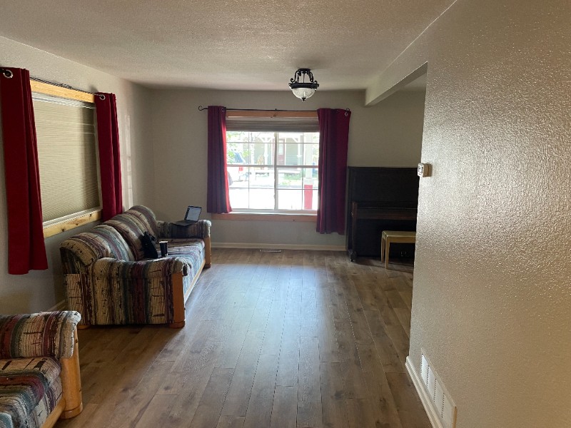 4800 Bordeaux Blvd - Photo 4 of 24