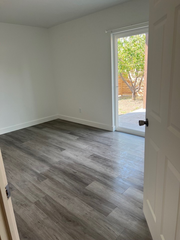 115 Skeels Ave #1 - Photo 6 of 10