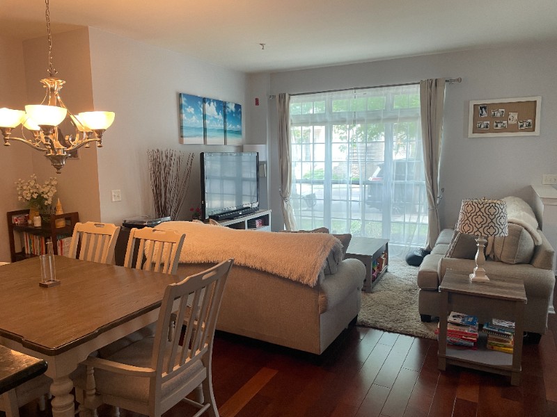 265 Custer Ave #101
