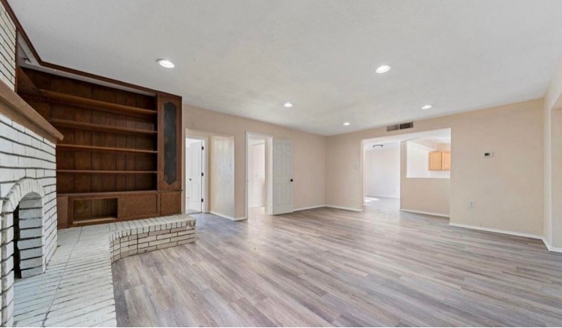 10240 Calcutta Dr #B - Photo 2 of 11