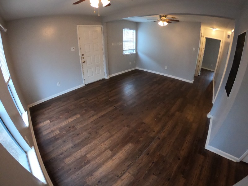 402 Manuel Dr #C - Photo 5 of 16