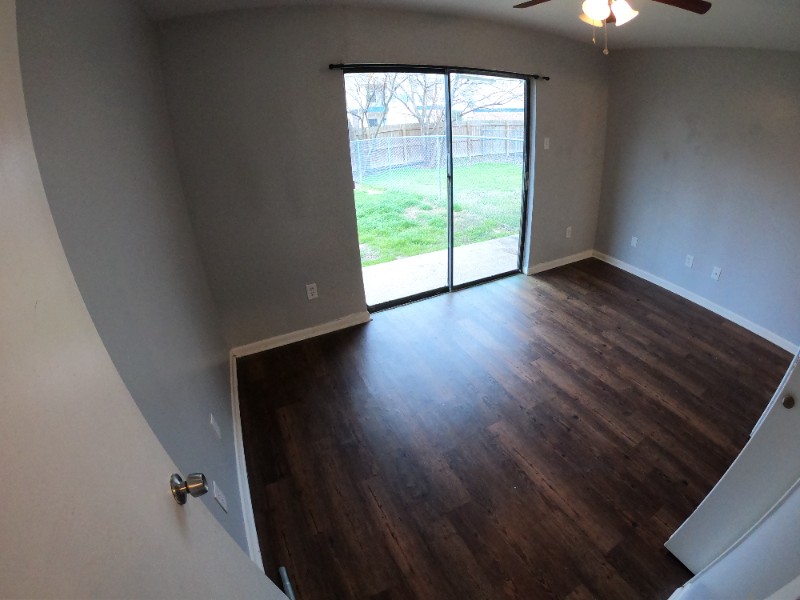 402 Manuel Dr #C - Photo 7 of 16