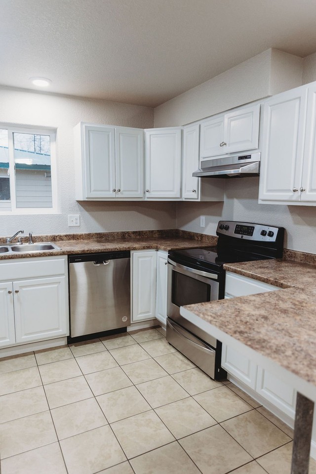 2869 N Holly Way #1 - Photo 5 of 13