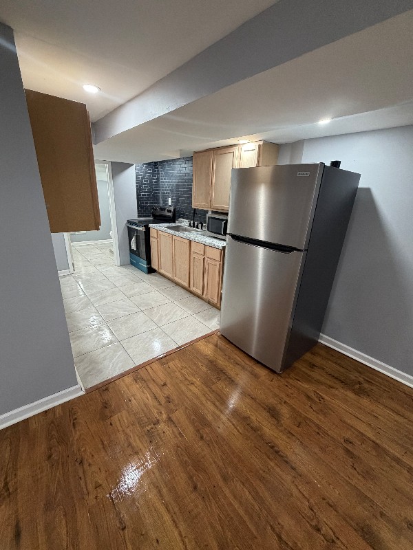 200 E Albanus St - Photo 2 of 11