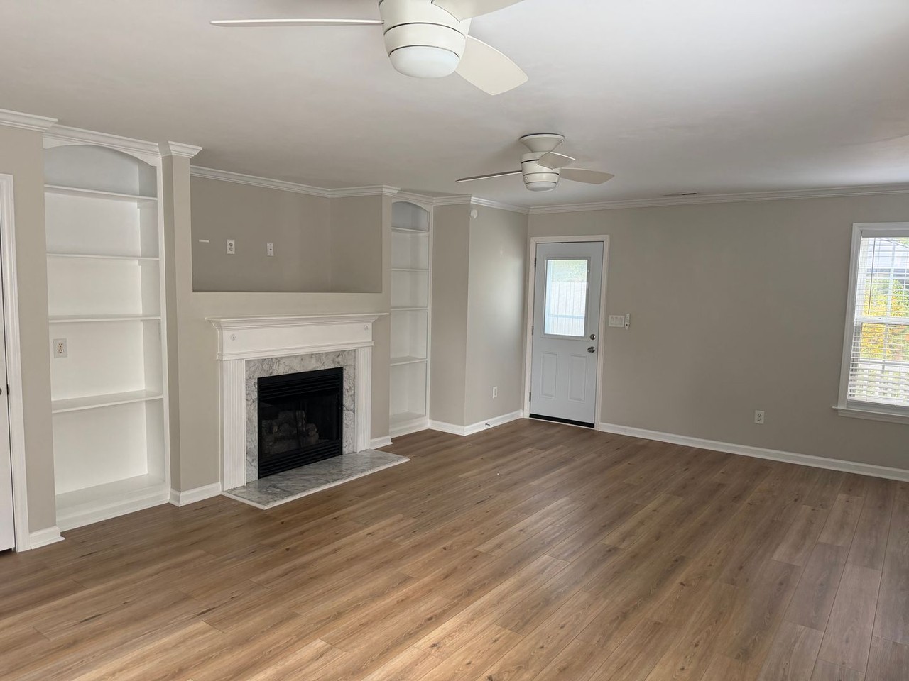 2522 Blackwolf Run Ln - Photo 4 of 16