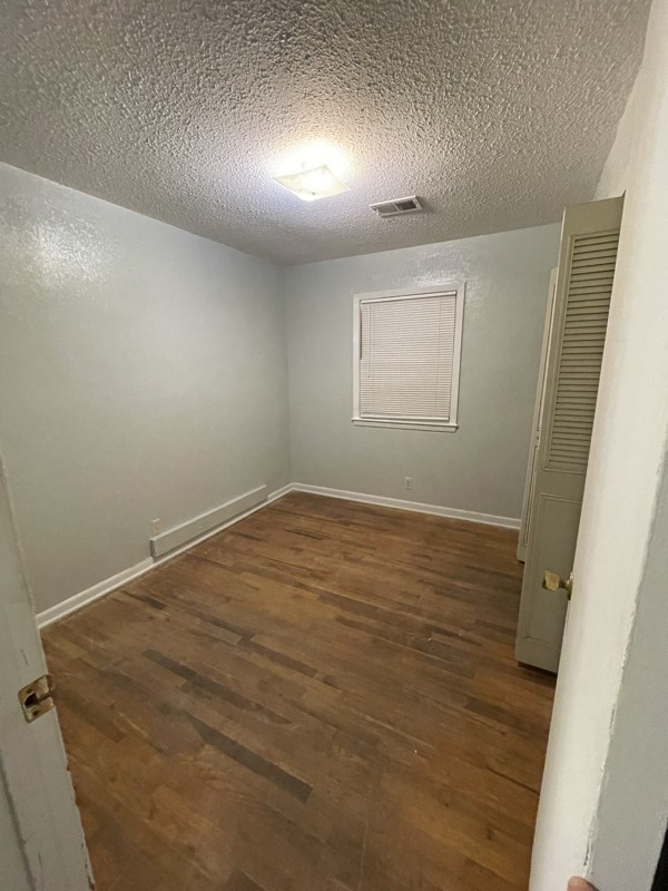 404 E Madison St #11 - Photo 7 of 12