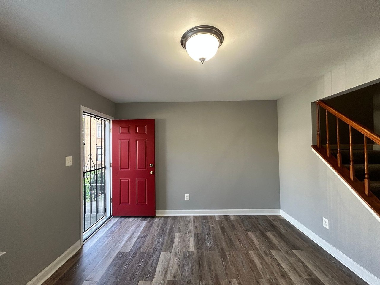 2939 W North Ave - Photo 4 of 10