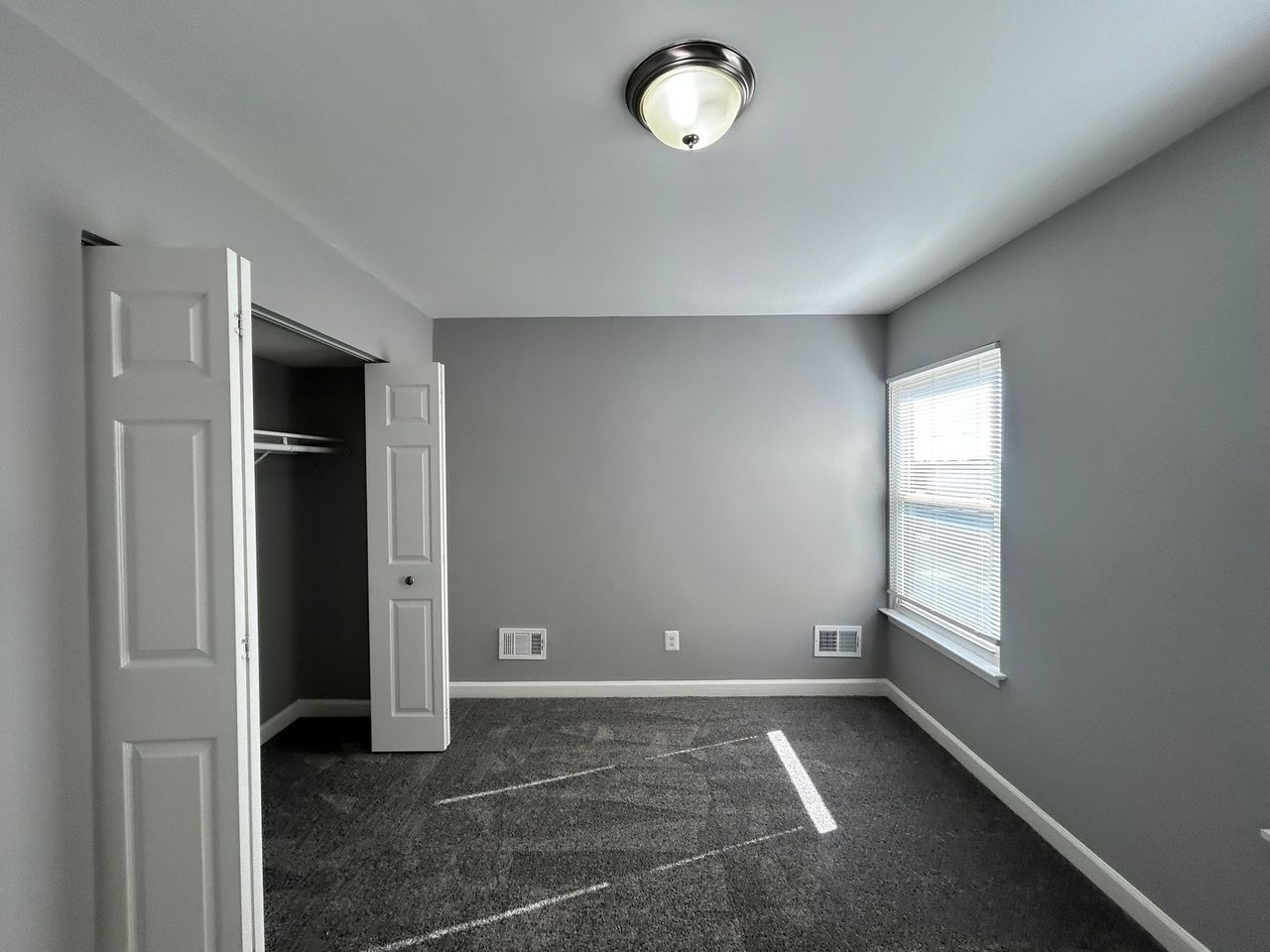 2939 W North Ave - Photo 5 of 10