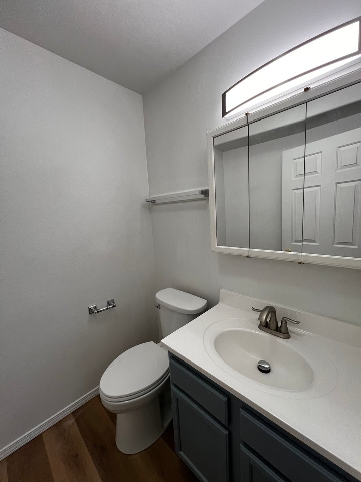 480 E Agate Ln #3 - Photo 6 of 14