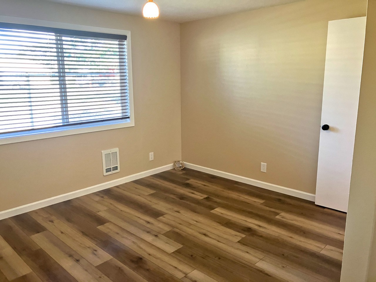 1675 22nd St #3 - Photo 5 of 8