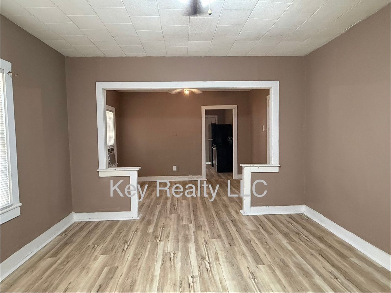 103 Gordon St - Photo 2 of 7