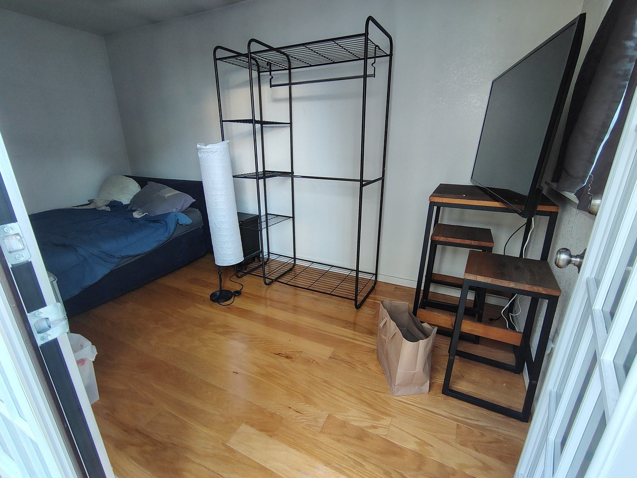 1 Hall Ct - Photo 2 of 18