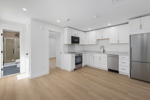 featured image of 23 Melrose St #1