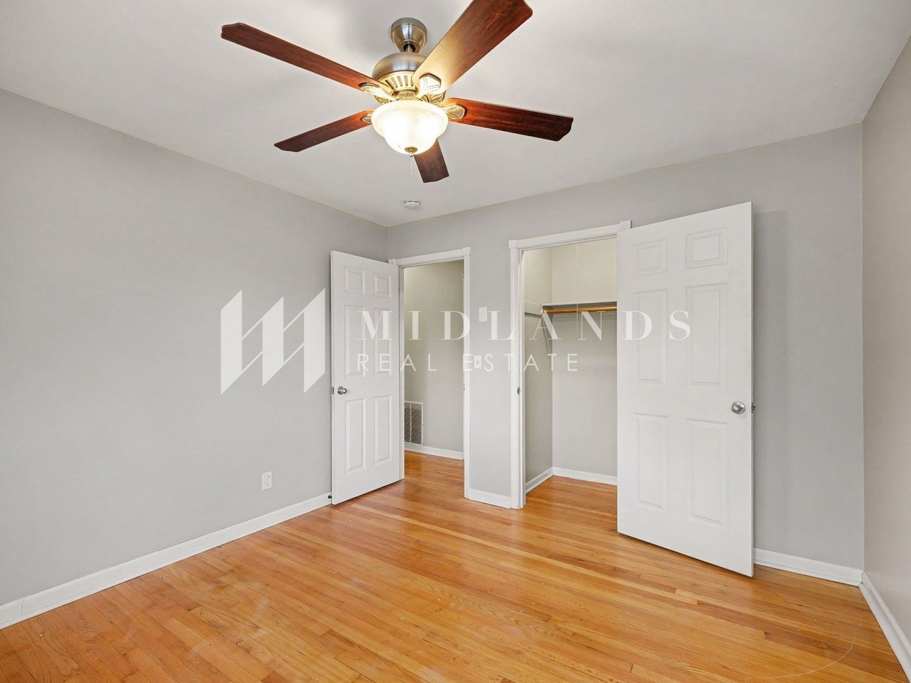 3958 Mcmahon Ave - Photo 7 of 16
