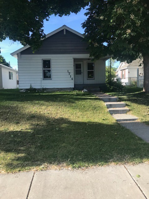 1714 Sherwood St - Photo 2 of 12