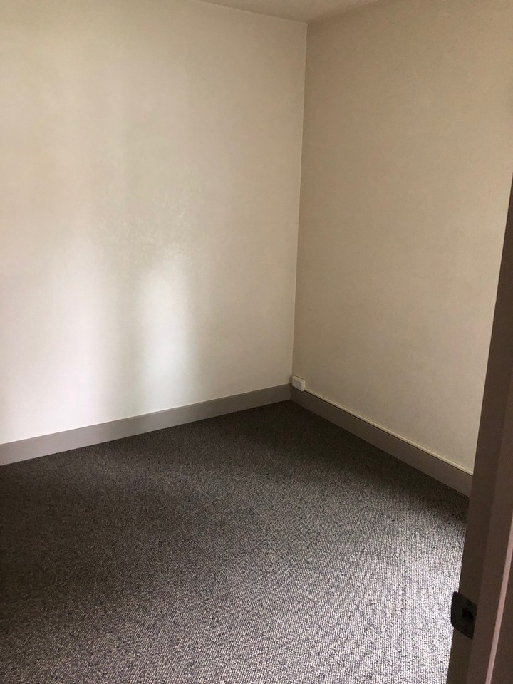 1714 Sherwood St - Photo 4 of 12