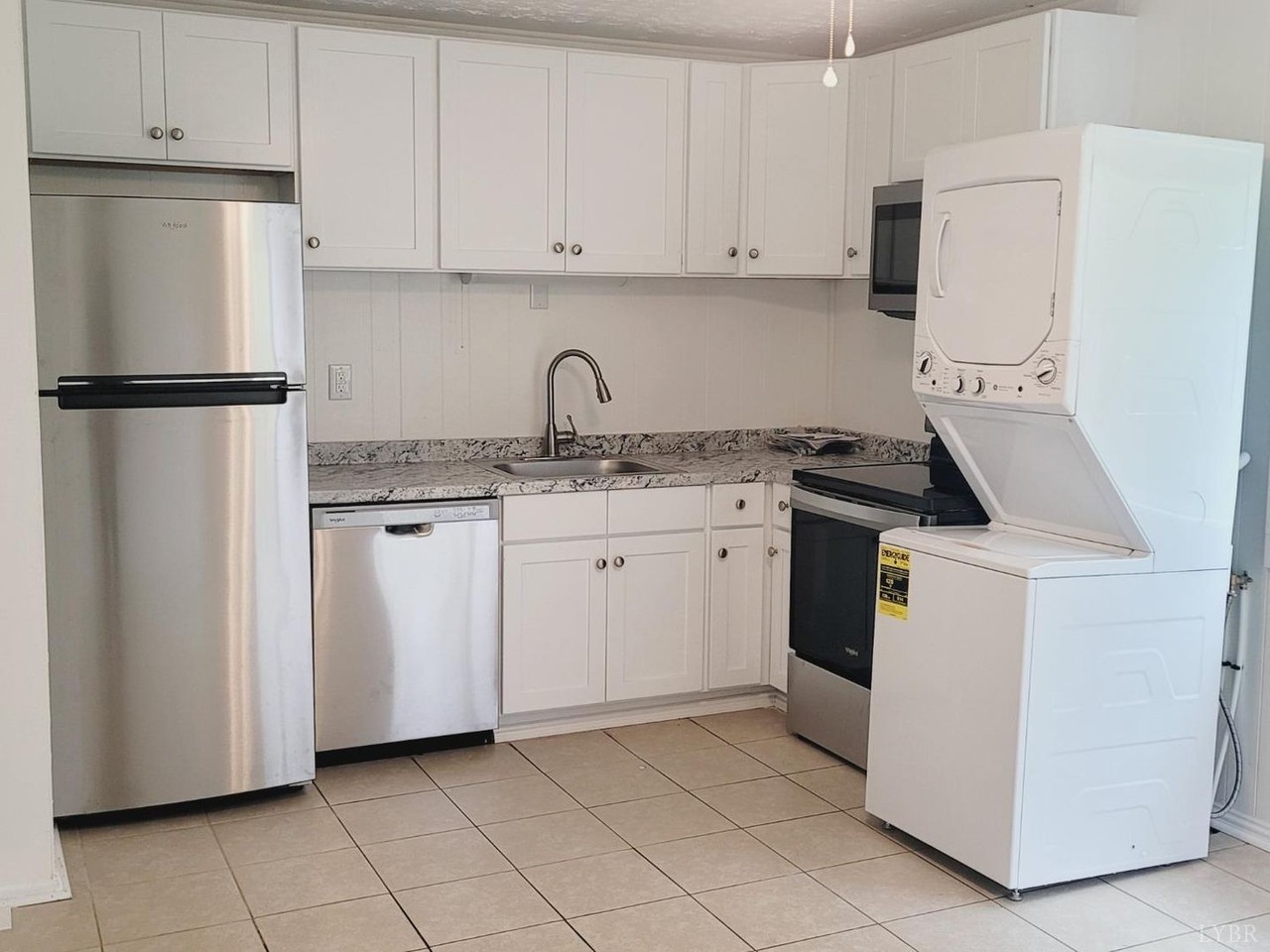 1012 3rd St - Photo 4 of 16
