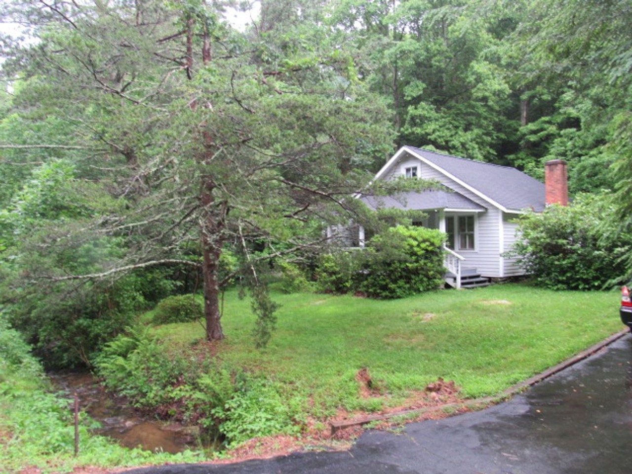 1063 Friendship Church Rd - Photo 2 of 35