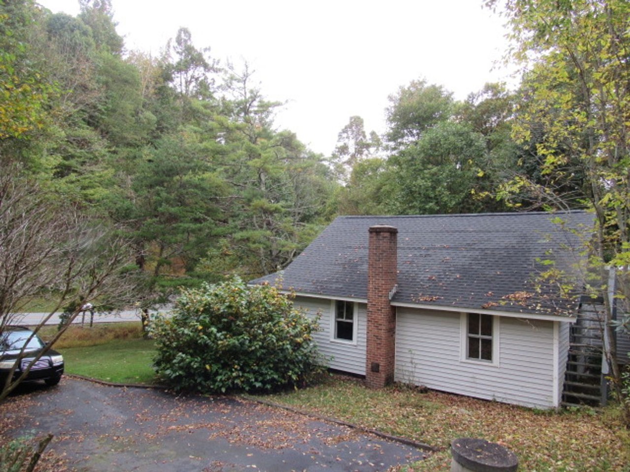 1063 Friendship Church Rd - Photo 3 of 35