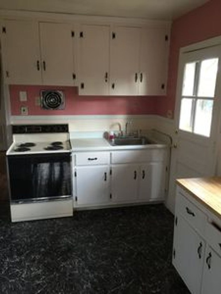 2505 Farrand St - Photo 2 of 23