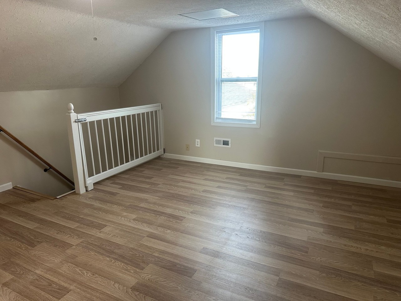 316 3rd St - Photo 5 of 14