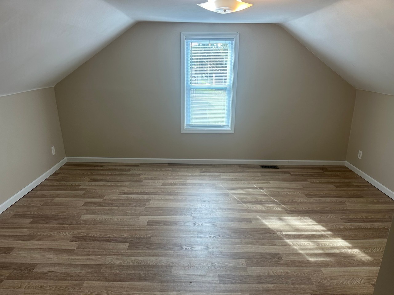 316 3rd St - Photo 7 of 14
